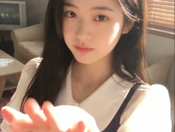 林一一手势舞