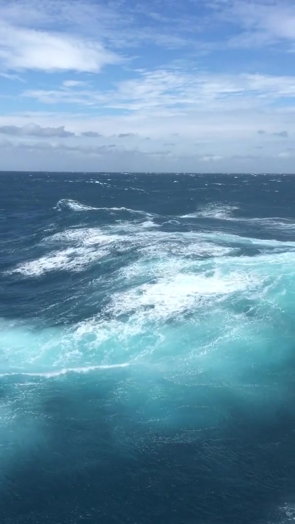 水深10000米,风力16级,北太平洋的恶劣天气还是来了