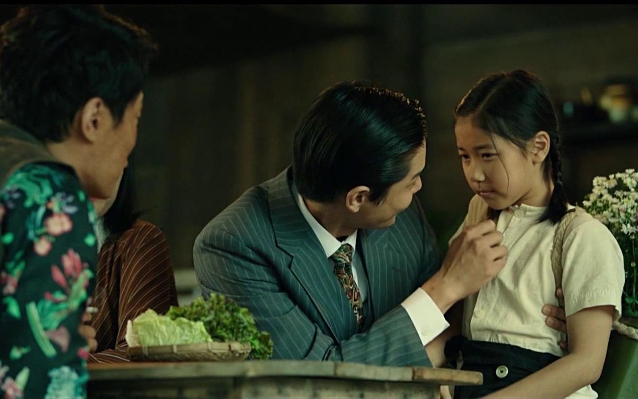 【电影新姿势】:韩国感人电影 人贩子赚钱赚疯了 竟把7岁小女孩卖给