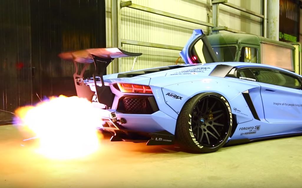 超跑还是要改, 这个火, 全球第一部lbwk宽体兰博基尼大牛 aventador