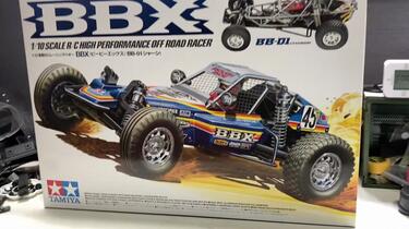 今話題の「タミヤBBX・BB-01」早速組み立てそして気になるボディーが