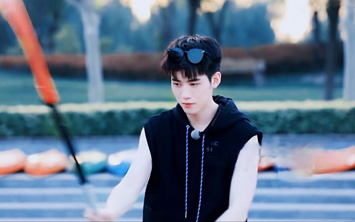 【任豪】r1se小团综《super r1se·蓄能季》第一期正片 花絮任豪cut