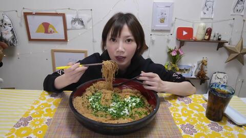 大食い 谷やんくんご来訪 超美味い高級お肉牛丼 幸せ5種の食べ方 総合計8キロくらい 推定kcal 木下ゆうか 哔哩哔哩 Bilibili