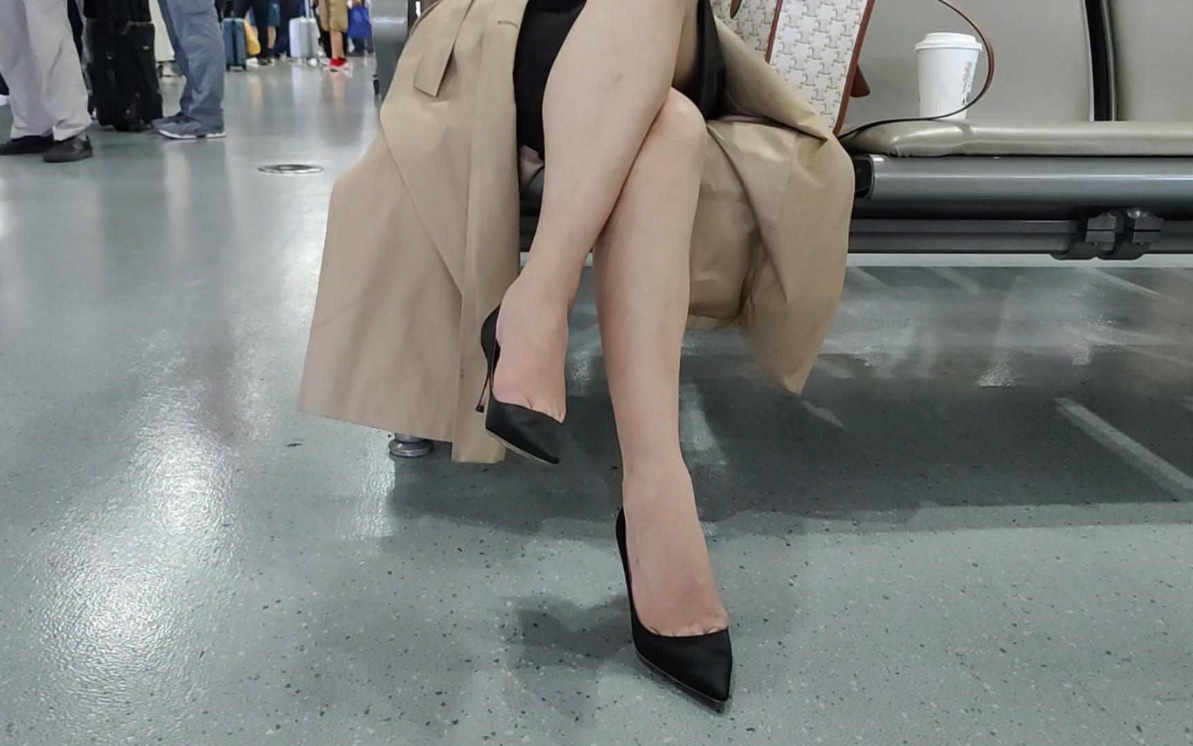 上海贵妇 美腿图片