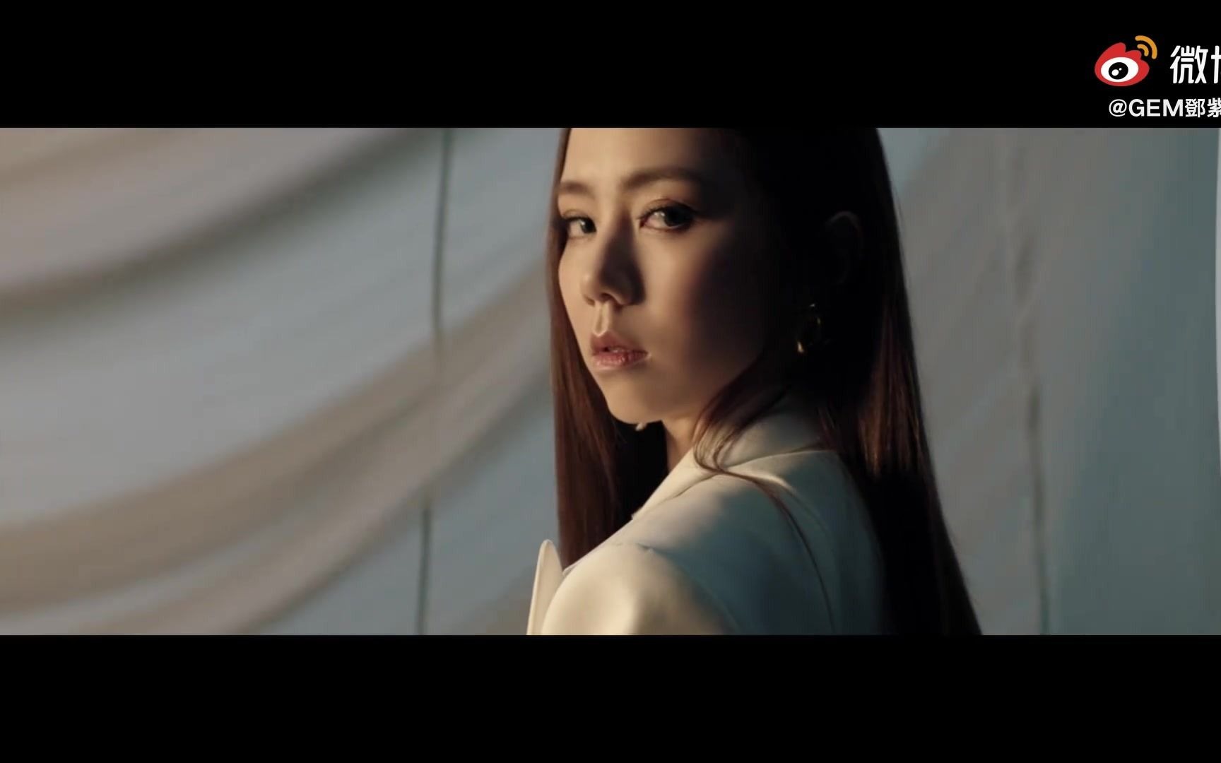 e.m.邓紫棋【孤独】官方mv