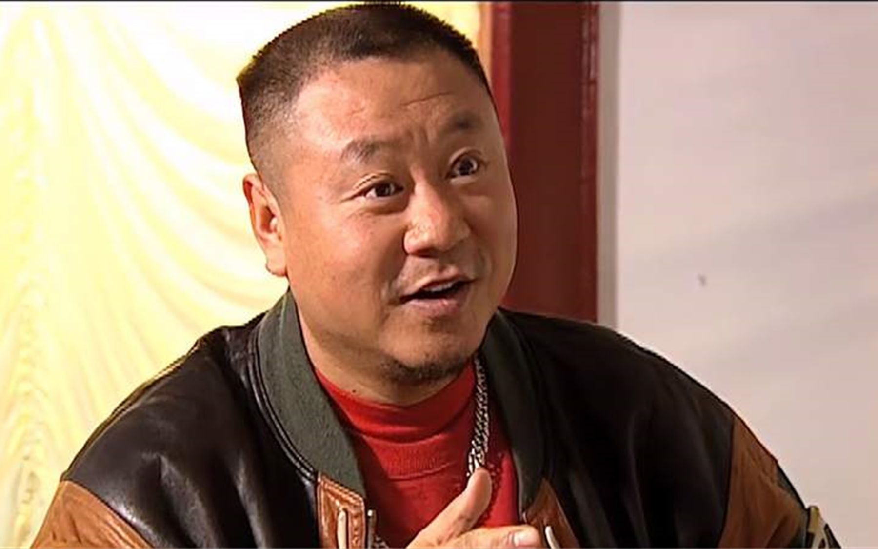 彪哥说和桂英是纯友谊,这糊涂劲,桂英立马不乐意了