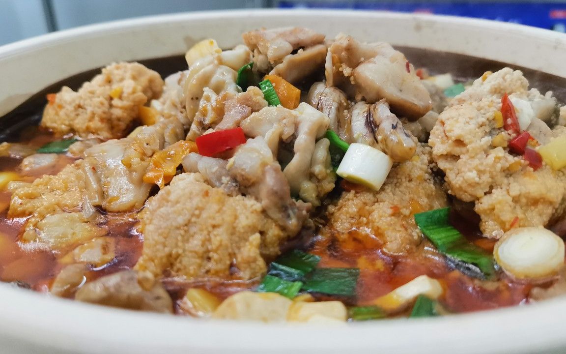 分享一道地方民间菜"土钵炖鱼杂",是不是你记忆中的味道呢