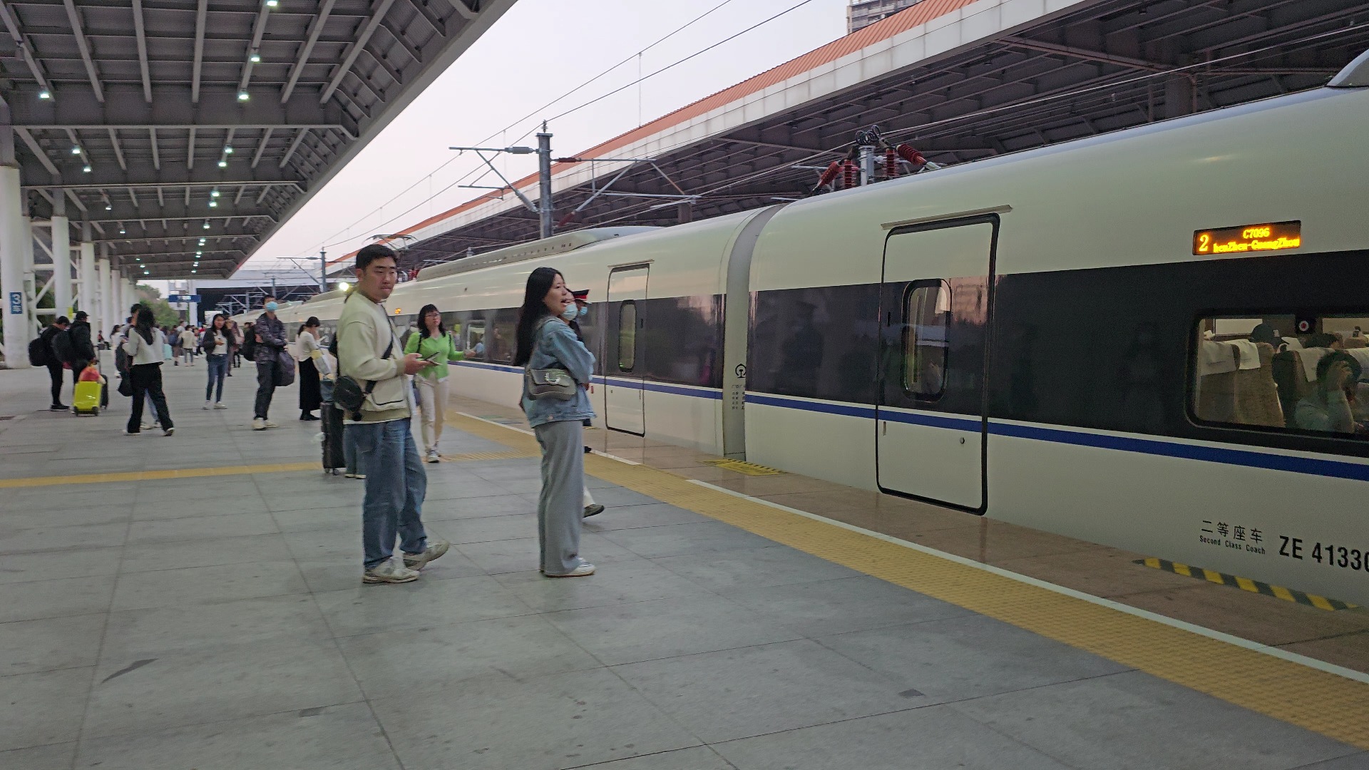 【8k30帧超高清】东莞到广州东高铁(动车组)铁路运转全程vlog-侧方