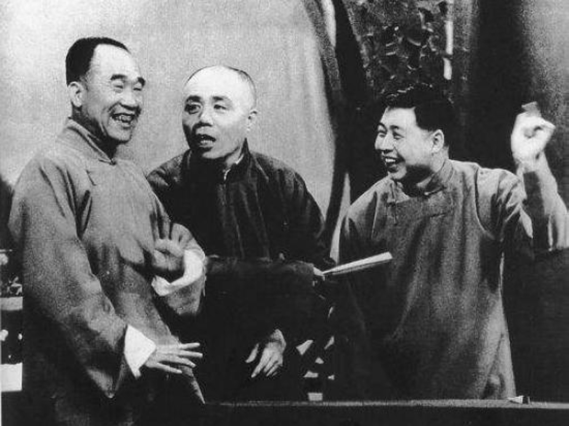 《扒马褂》表演者:刘宝瑞,马季,郭启儒