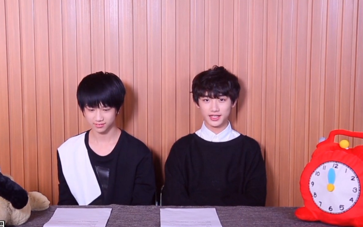 【tf家族】跟小姐姐一起回顾完颜团时期 台风夜话6 reaction