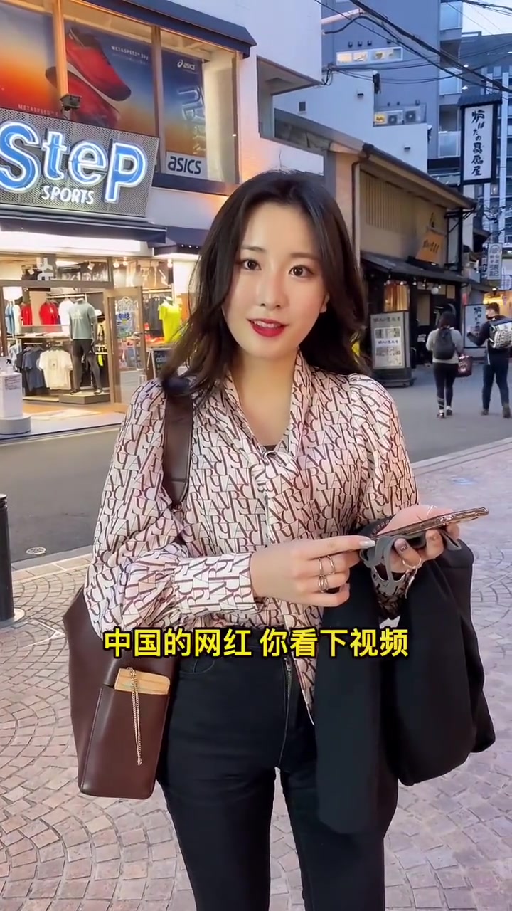 日本人看到峨眉派凌云的功夫时居然是这样的反应日本