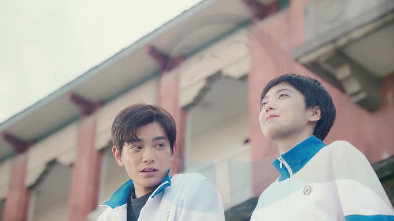 贺新凉颜泽跟媳妇逃课爬墙看风景