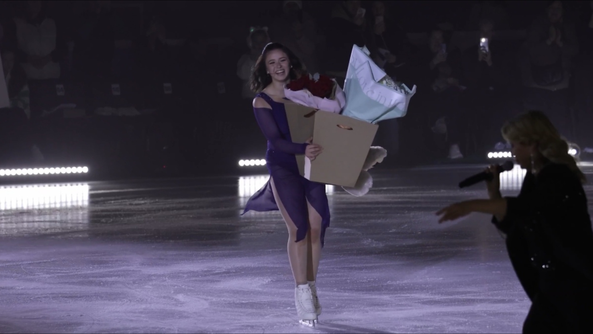 2024年10月19日卡米拉·瓦利耶娃【k宝】在"伟大俄罗斯的骄傲"冰演上