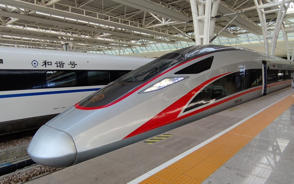 13 g1352次列车出金山北站1站台_哔哩哔哩_bilibili