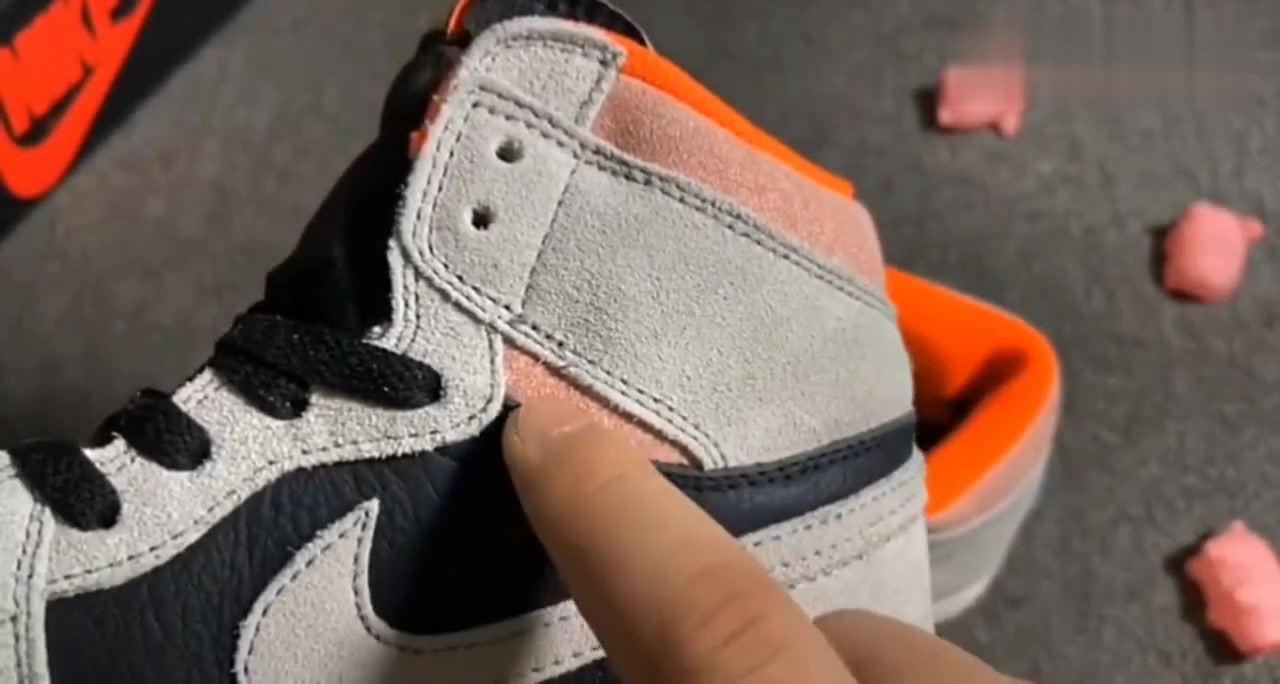 aj1灰麂皮,毛糙的鞋头设计,彰显个性