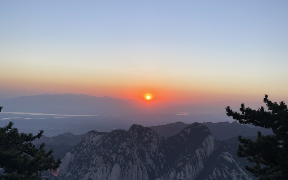 华山东峰观日台图片图片