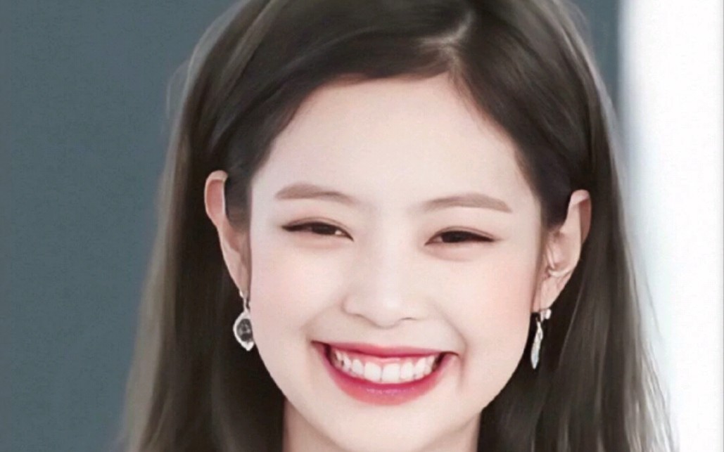 7秒认识blackpink成员jenniekim第一次发视频多多指教哦