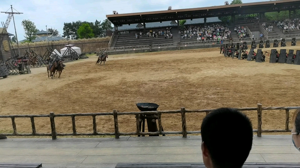 [图]武汉木兰草原云中战歌