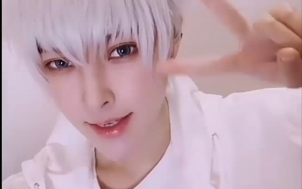 [言生今天喝牛奶了吗]"是谁的眼神锁定我"