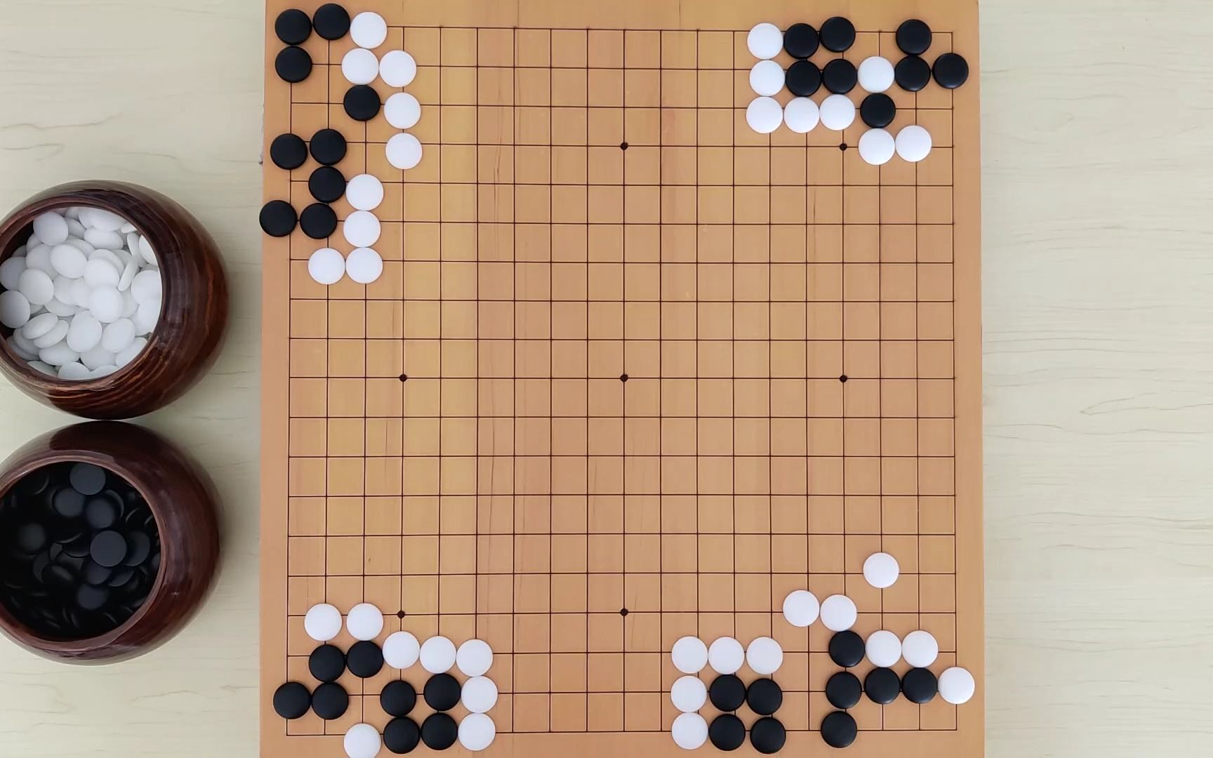 中级手筋:经典倒脱靴棋型反复练,才能一眼看出正解
