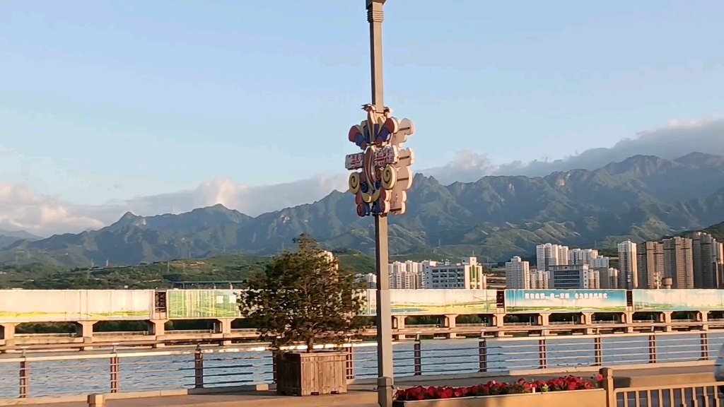 陕西第二大城市宝鸡真的是一座舒服安逸的城市!在这居住太合适了!哔哩哔哩bilibili