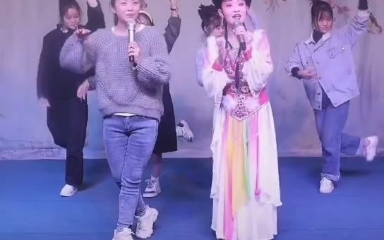 [图]【长沙花鼓戏】《瓜子红》演唱：赫山区花鼓戏剧团 张如意 /盛沙