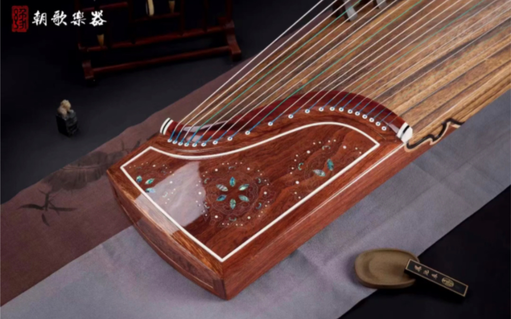 世间丹青客,无意画霓裳朝歌古筝.霓裳贝雕镶嵌工艺