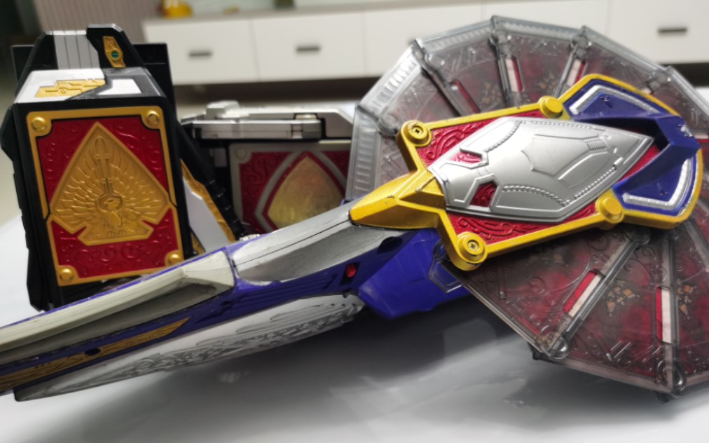 《一分钟带你速通假面骑士blade的dx腰带小套》