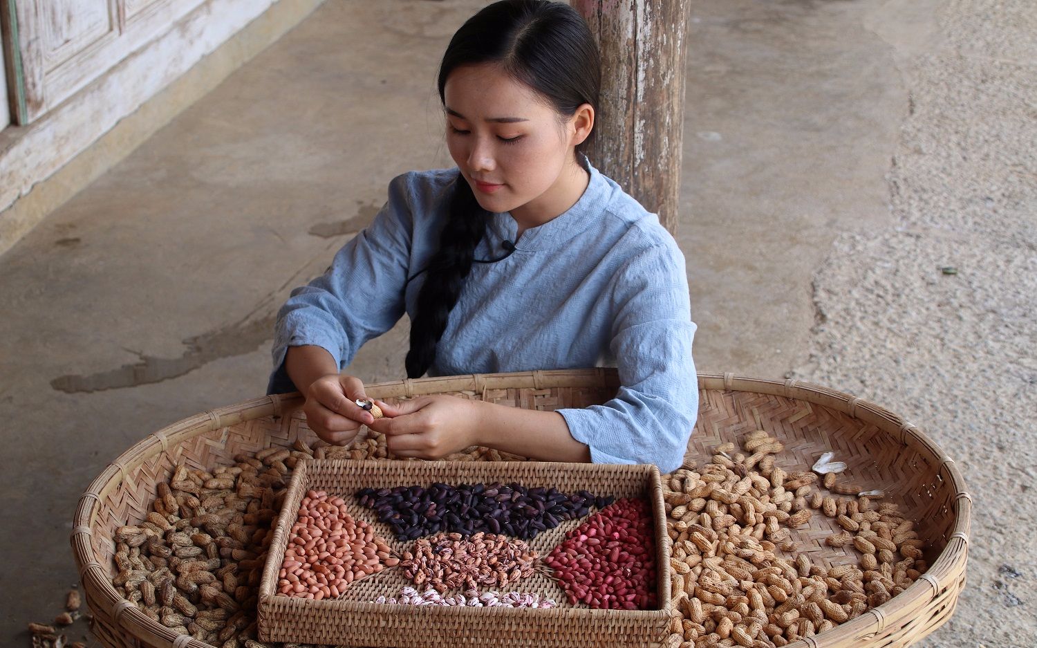 【滇西小哥】听起来就可以推倒汉子的五彩花生糖做法!