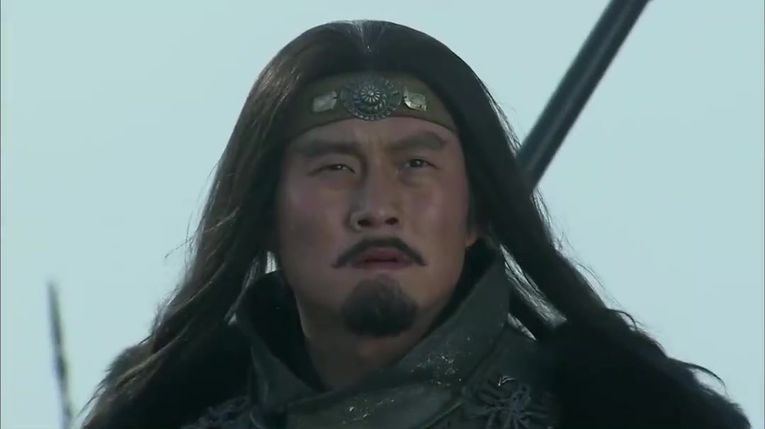 新三国关羽在十八路诸侯面前温酒斩华雄