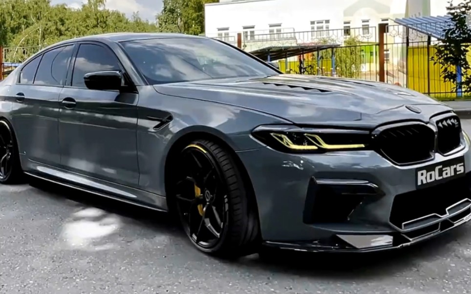 豪车赏新,2022宝马m5 内外部 细节 声浪 高清展示!搭载4.