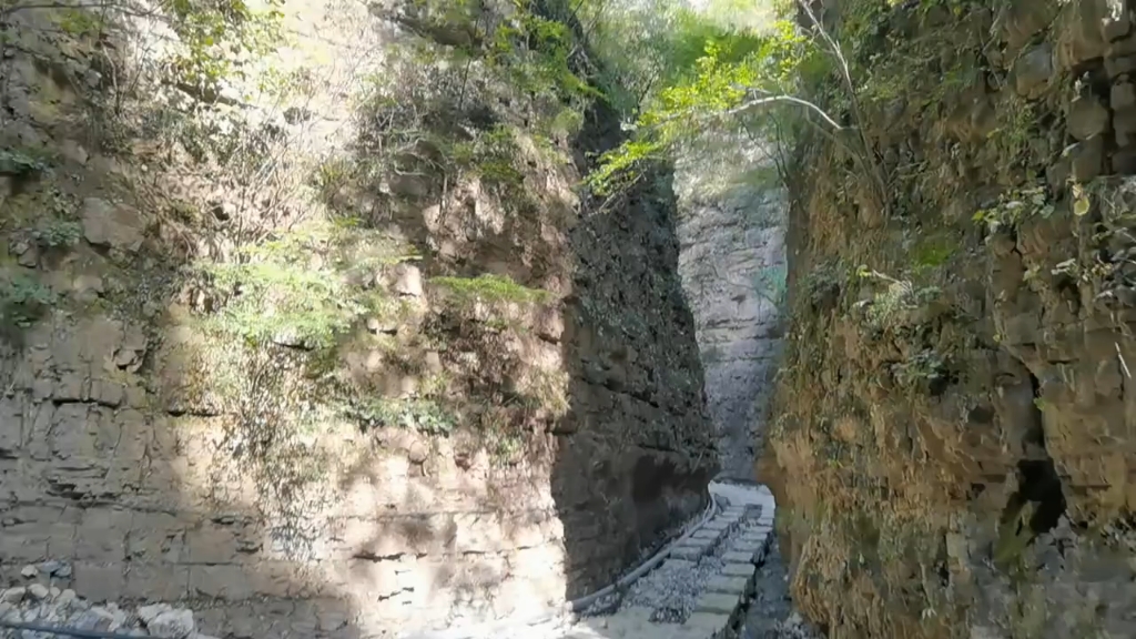 唐县鹤峪口栈道景区