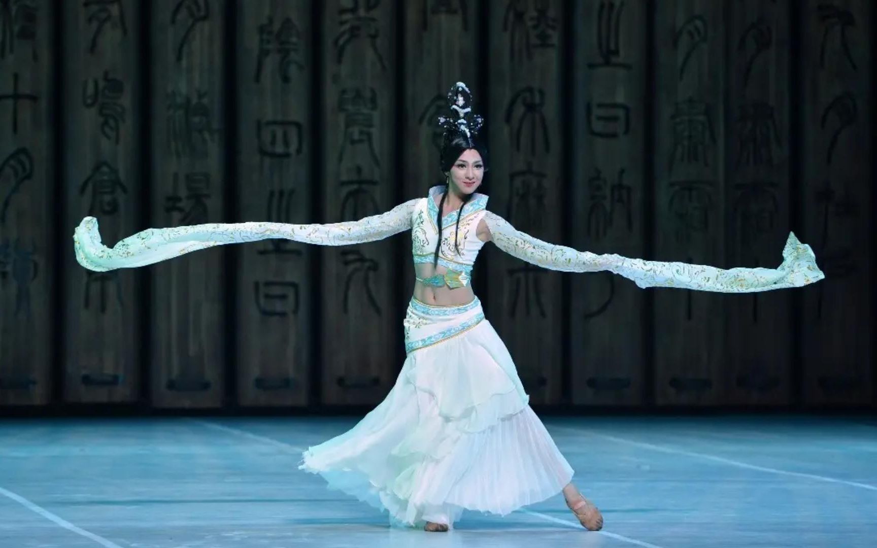 【唐诗逸】采访 | 舞剧《孔子》媒体见面会 cut(2018 0529)