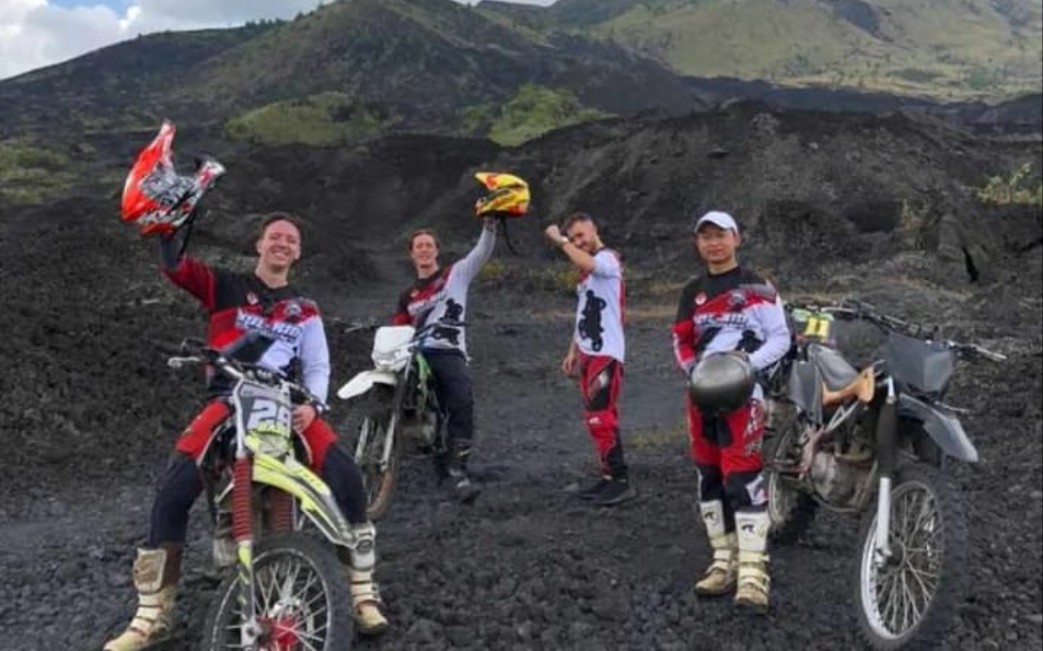 巴厘岛巴图尔火山越野摩托车穿越 巴厘岛 越野摩托车 火山哔哩哔哩bilibili