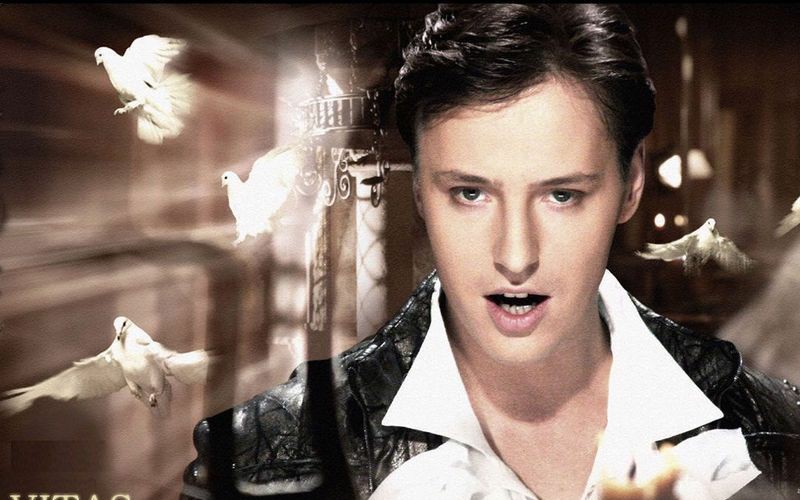 [图]Vitas《拉美莫尔的露琪亚》当年V的盛世美颜