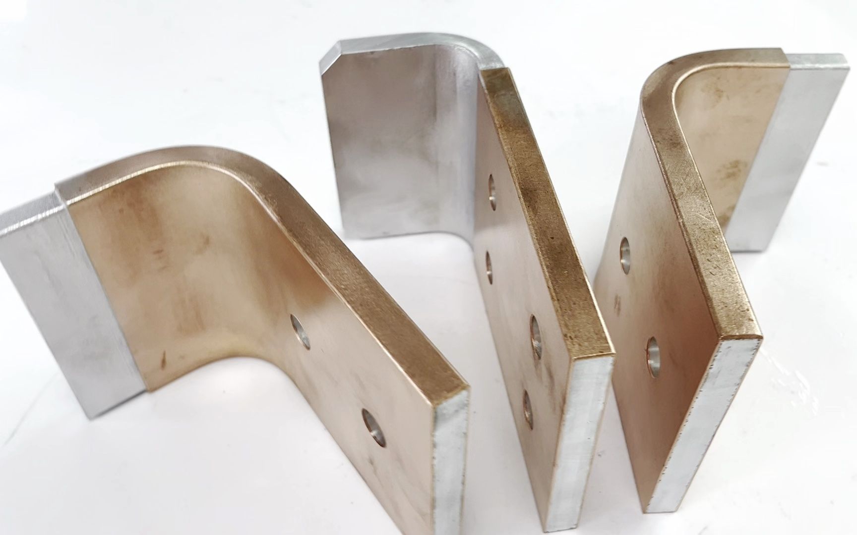 铜包铝排-电力系统主要的导体材料铜包铝复合排-三协铜铝复合材料