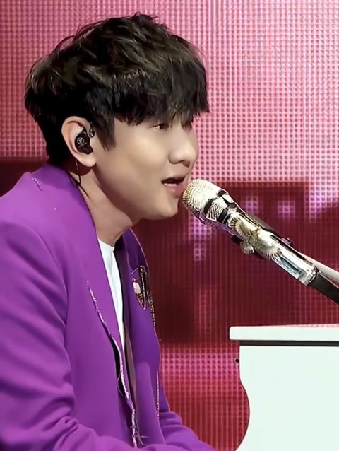 林俊杰巅峰期究竟有多牛?一年一首封神歌曲!韩红:"百年难遇"