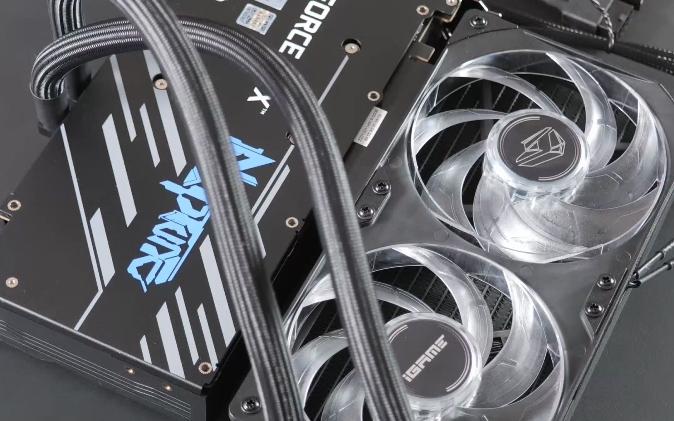 装机展示 七彩虹 rtx3090ti 水神解禁