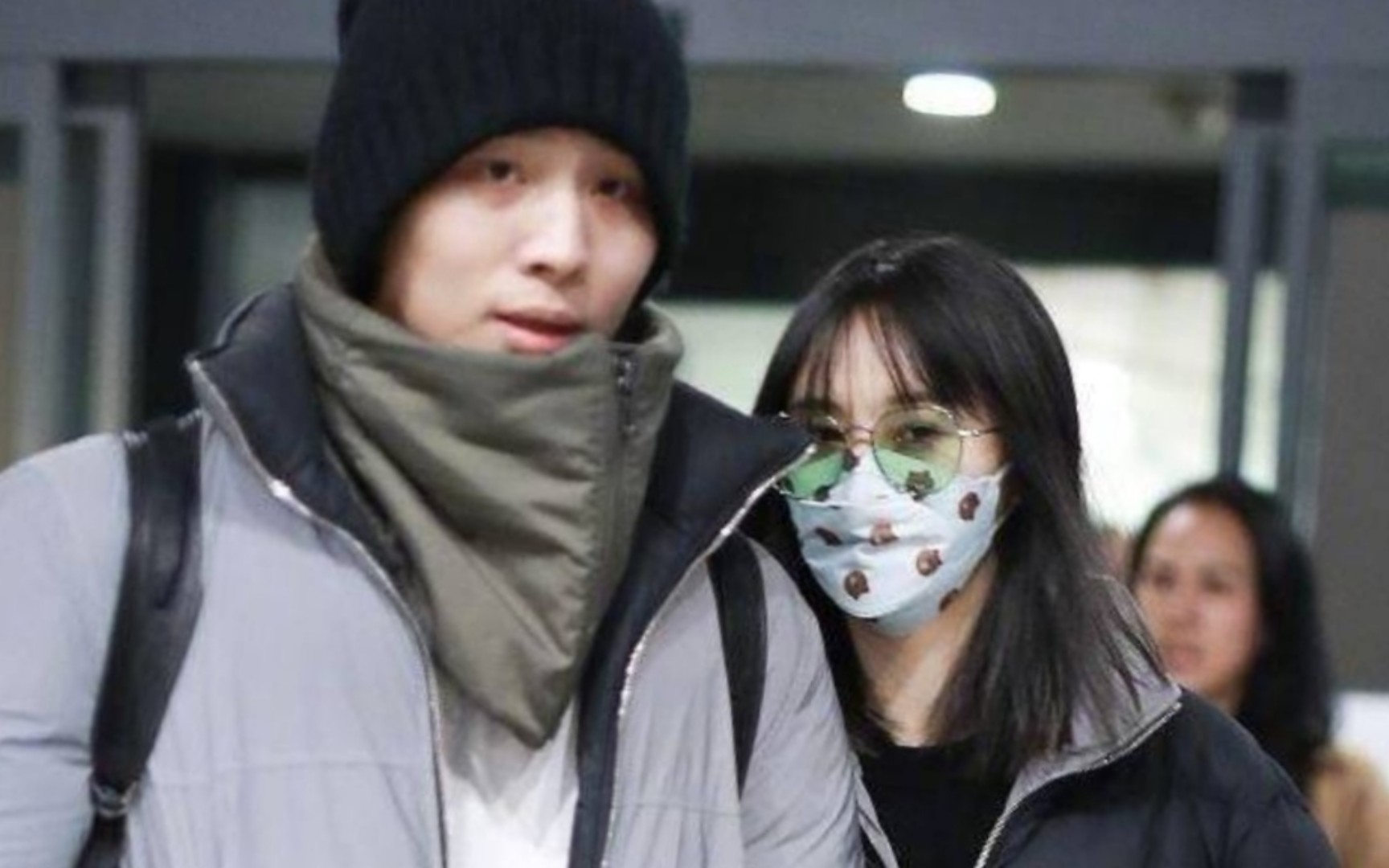 疑似郑爽张恒父母录音曝光