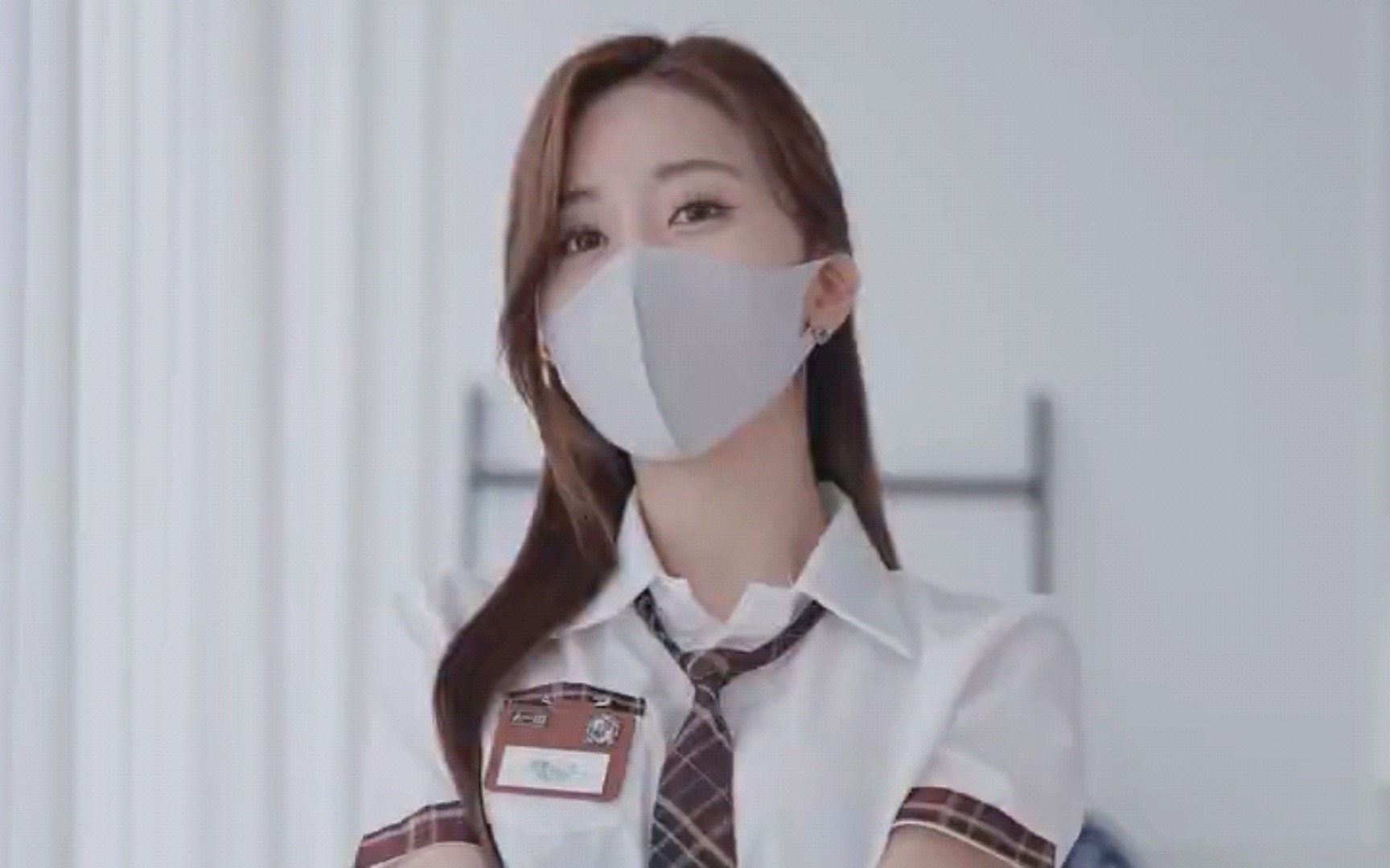 宇宙国美女模特rose小姐姐的jk灰丝穿搭