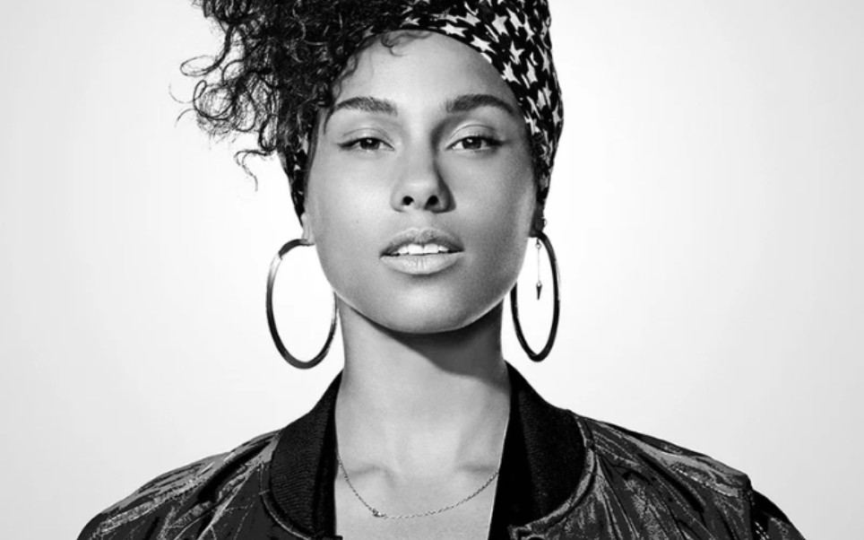 [underdog–alicia keys]枪姐这首歌你还没听过?那就快给我听!