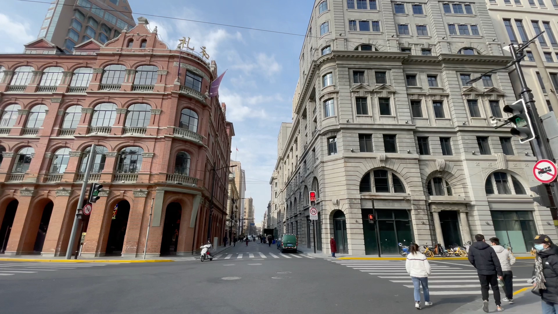 冬日午后上海黄浦区街景随拍