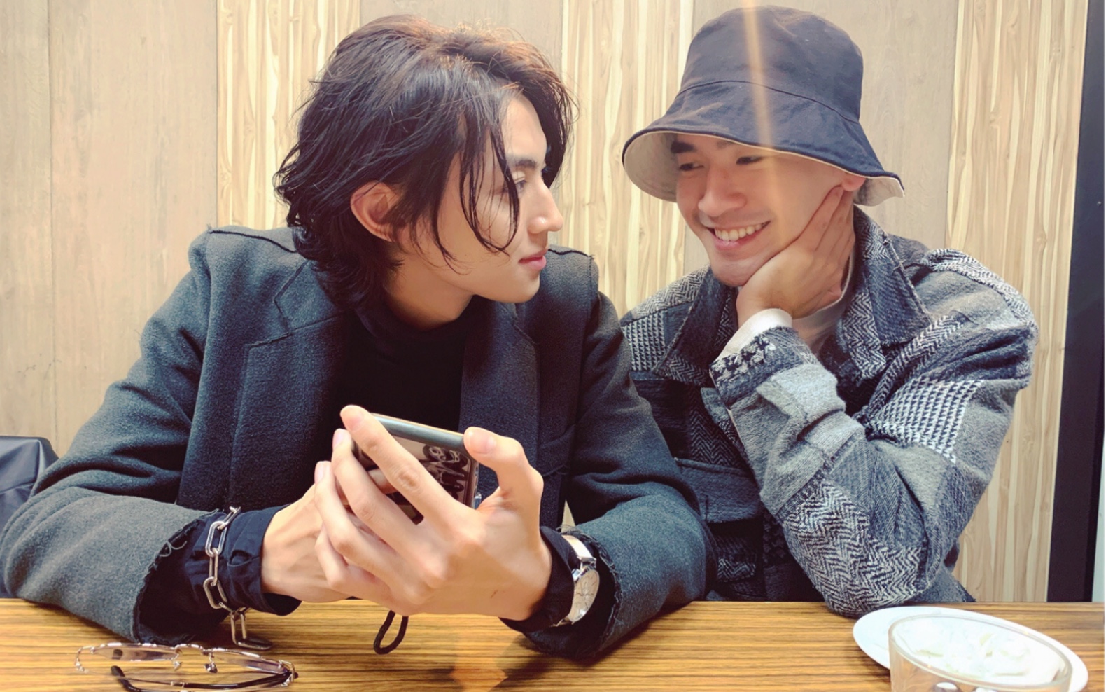 【近距离爱上你】【呈仁cp】520新概念双人直播cut|陪老攻应酬的一天