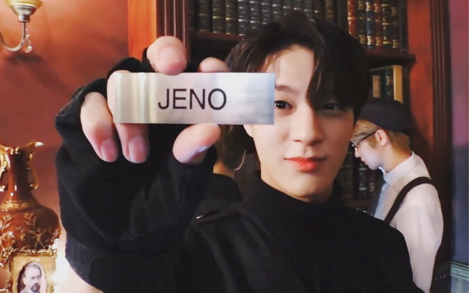 毫无意义(只是因为李诺太帅了才发的