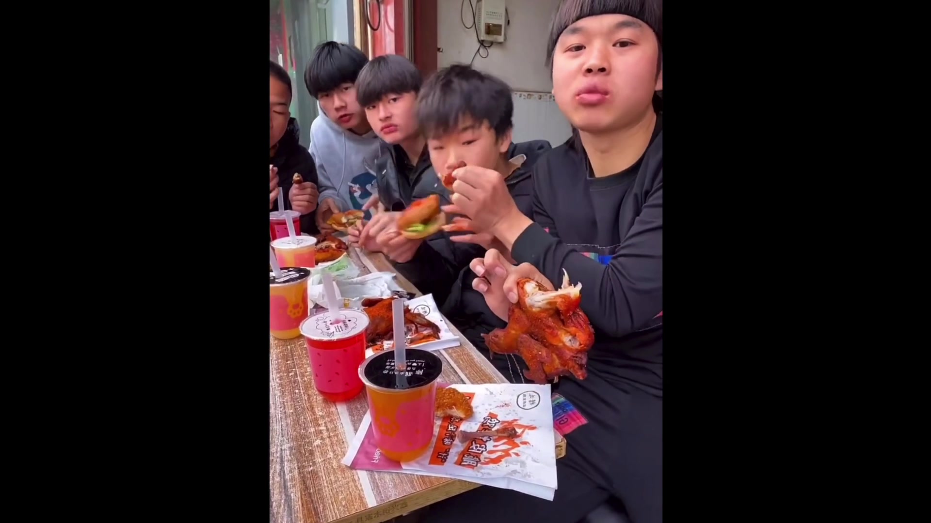 快手土味套餐合集1 农村浪人套餐生活:美好的一天从吃套餐开始_哔哩