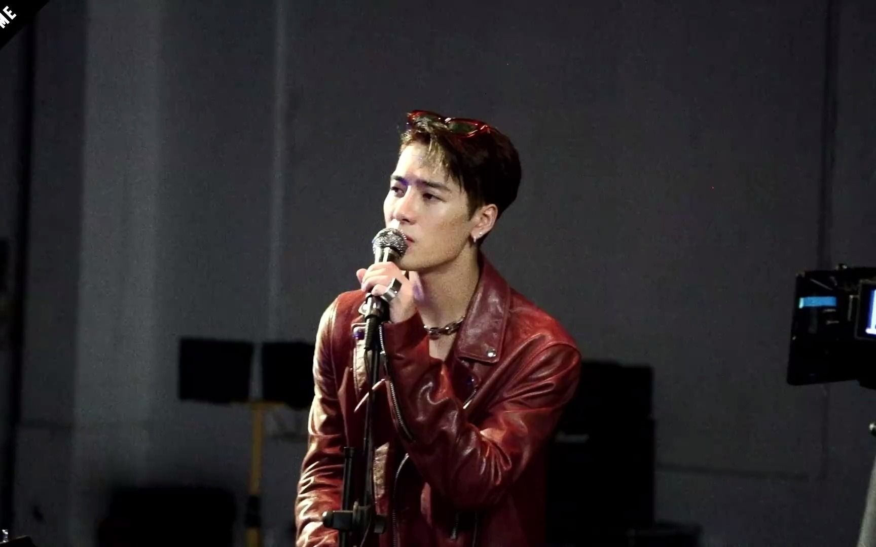 王嘉尔mv拍摄花絮