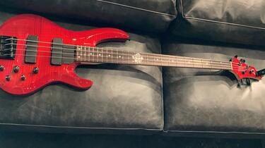 ESP x BanG Dream！ESP BTL BASS LISA II 开箱_哔哩哔哩_bilibili