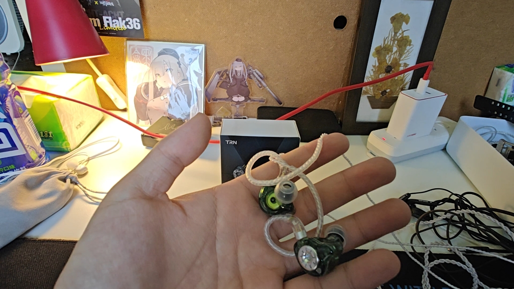 trn st1pro 虽然贵了,但是确实更强了,不错的瞬态适合流行音乐和摇滚