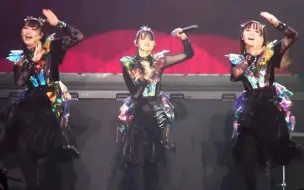 Download Video: BABYMETAL - METALI ！ ！(feat. Tom Morello)  现场音乐视频现已推出！