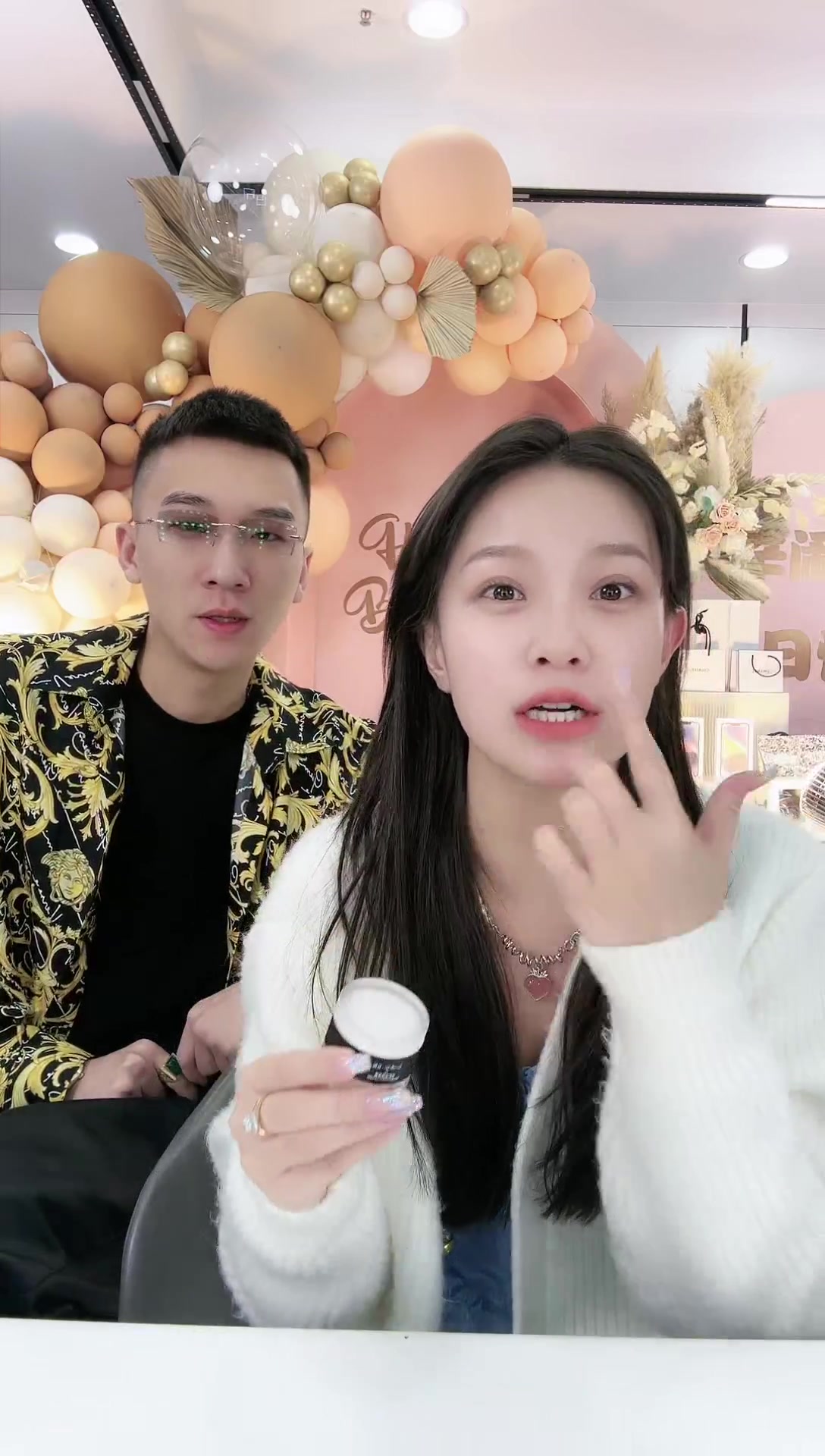 辛闹闹 2023-03-13直播录像|直播回放|录播 - 辛闹闹